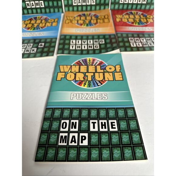 Wheel Of Fortune Lot Of 7 Puzzle Booklets RARE - Picture 4 of 14